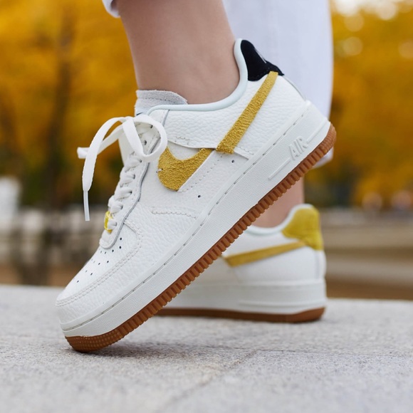 NWT Nike Air Force 1 LXX - Picture 2 of 8